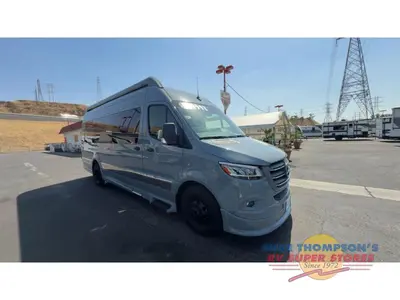 2025 Grech RV Strada-ion photo 2