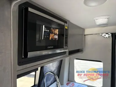 2026 Tiffin Motorhomes GT2 photo 23