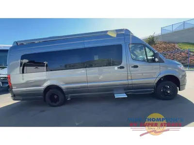 2026 Tiffin Motorhomes GT2 photo 9