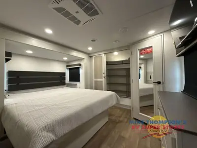 2026 Grand Design Influence photo 35