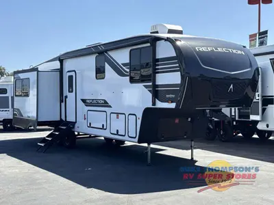 New 2026 Grand Design Reflection 324MBS