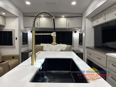2026 Brinkley Model Z photo 30
