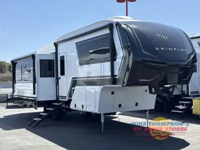 New 2026 Brinkley Model Z 2900
