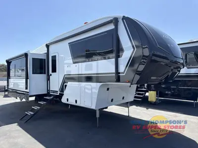 2026 Brinkley Model Z photo 2