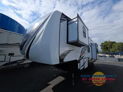 2023 Forest River RV Shockwave photo 4