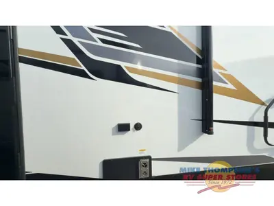 2026 Forest River RV Shockwave photo 9