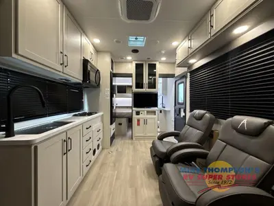 2026 Grand Design Momentum G-Class photo 17