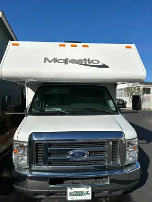 Used 2018 Four Winds Majestic