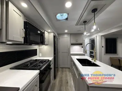 2026 Brinkley Model Z Air photo 29