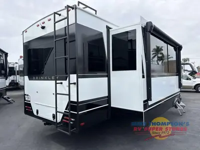 2026 Brinkley Model Z Air photo 8