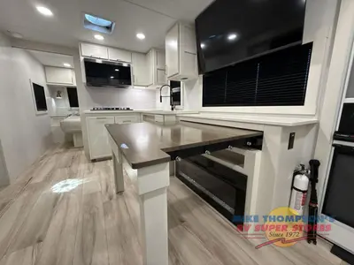 2026 Brinkley Model I photo 23