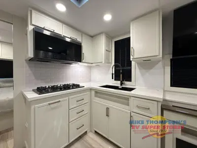2026 Brinkley Model I photo 26