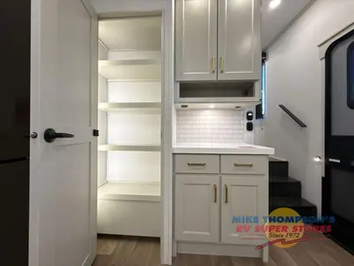 2026 Grand Design Influence photo 33