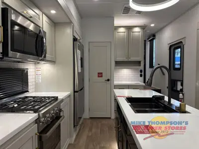 2026 Grand Design Influence photo 26