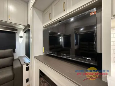 2026 Grand Design Influence photo 23