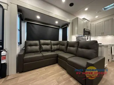 2026 Grand Design Influence photo 19