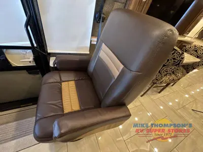 2018 Thor Motor Coach Tuscany photo 20