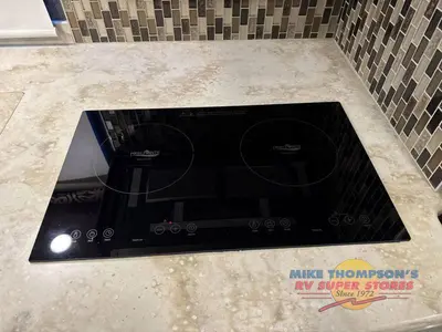 2018 Thor Motor Coach Tuscany photo 31