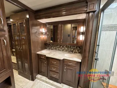 2018 Thor Motor Coach Tuscany photo 42