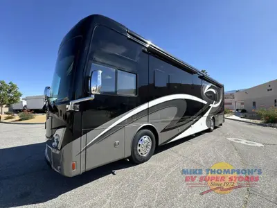 2018 Thor Motor Coach Tuscany photo 4