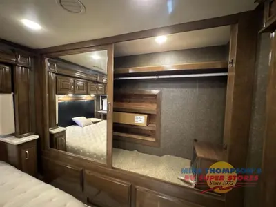 2018 Thor Motor Coach Tuscany photo 40