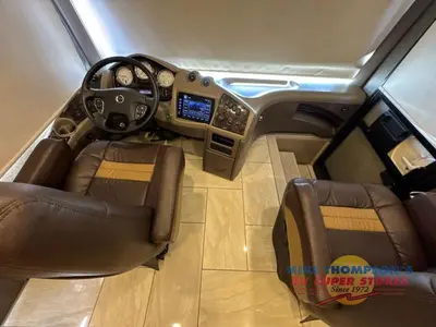 2018 Thor Motor Coach Tuscany photo 18