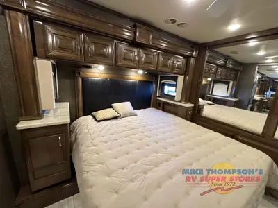 2018 Thor Motor Coach Tuscany photo 36