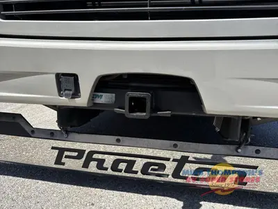 2019 Tiffin Motorhomes Phaeton photo 19