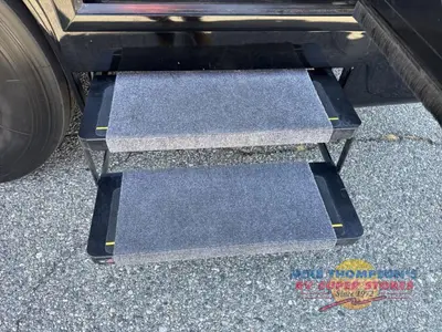 2019 Tiffin Motorhomes Phaeton photo 11