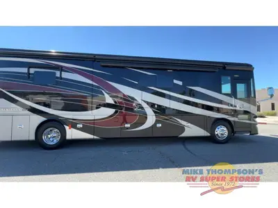 2019 Tiffin Motorhomes Phaeton photo 4