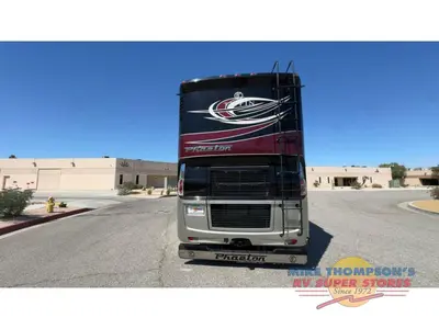 2019 Tiffin Motorhomes Phaeton photo 2