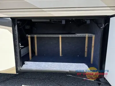 2019 Newmar Ventana photo 42