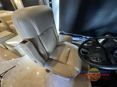 2019 Newmar Ventana photo 18