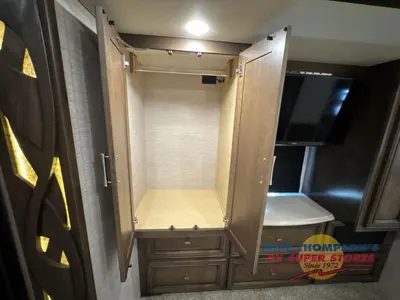 2019 Newmar Ventana photo 37