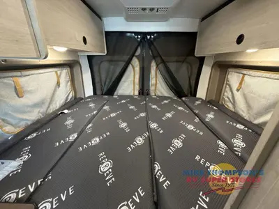 2027 Winnebago Solis photo 27