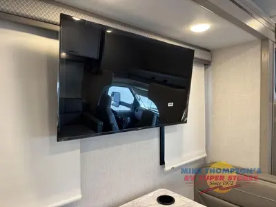 2026 Thor Motor Coach Chateau photo 27