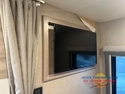 2022 Thor Motor Coach Tiburon Sprinter photo 35
