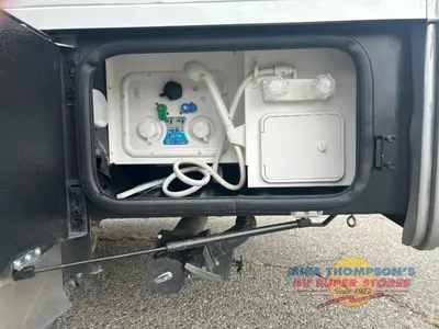 2022 Thor Motor Coach Tiburon Sprinter photo 14