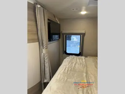2022 Thor Motor Coach Tiburon Sprinter photo 36