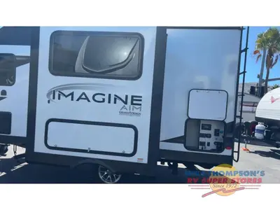 2025 Grand Design Imagine AIM photo 8