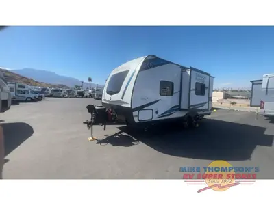 2024 Coachmen RV Freedom Express Ultra Lite photo 6