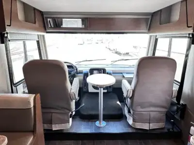 2018 WINNEBAGO INTENT photo 3