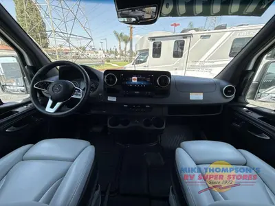2025 Grech RV Strada-ion photo 18