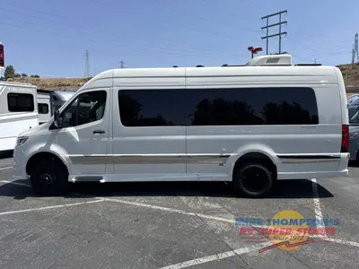 2025 Grech RV Strada-ion photo 12