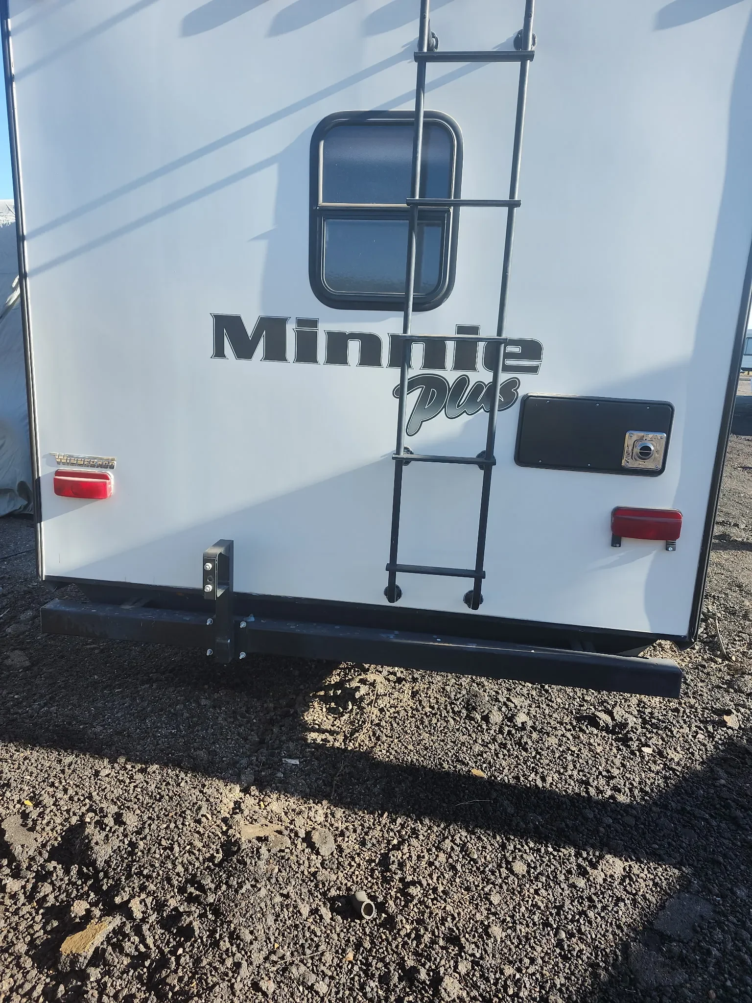 2018 WINNEBAGO MINNIE PLUS exterior