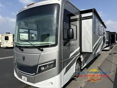 2027 Thor Motor Coach Palazzo GT photo 11