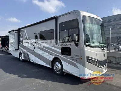 2027 Thor Motor Coach Palazzo GT photo 2