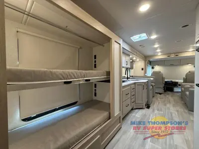 2027 Thor Motor Coach Palazzo GT photo 46