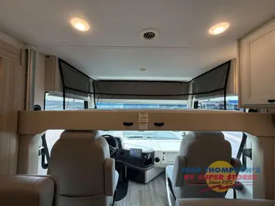 2027 Thor Motor Coach Palazzo GT photo 20