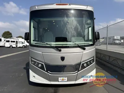 2027 Thor Motor Coach Palazzo GT photo 3